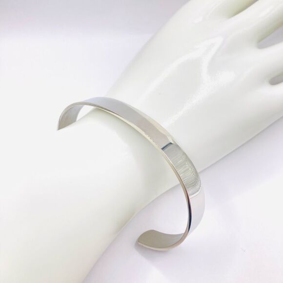 Minimalist Inspirational mother daughter cuff bracelet - Picture 2 of 4